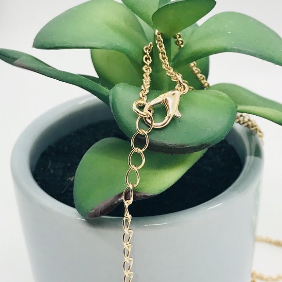 Green Baby's Breath Glass Pendant Necklace - Picture 5 of 9